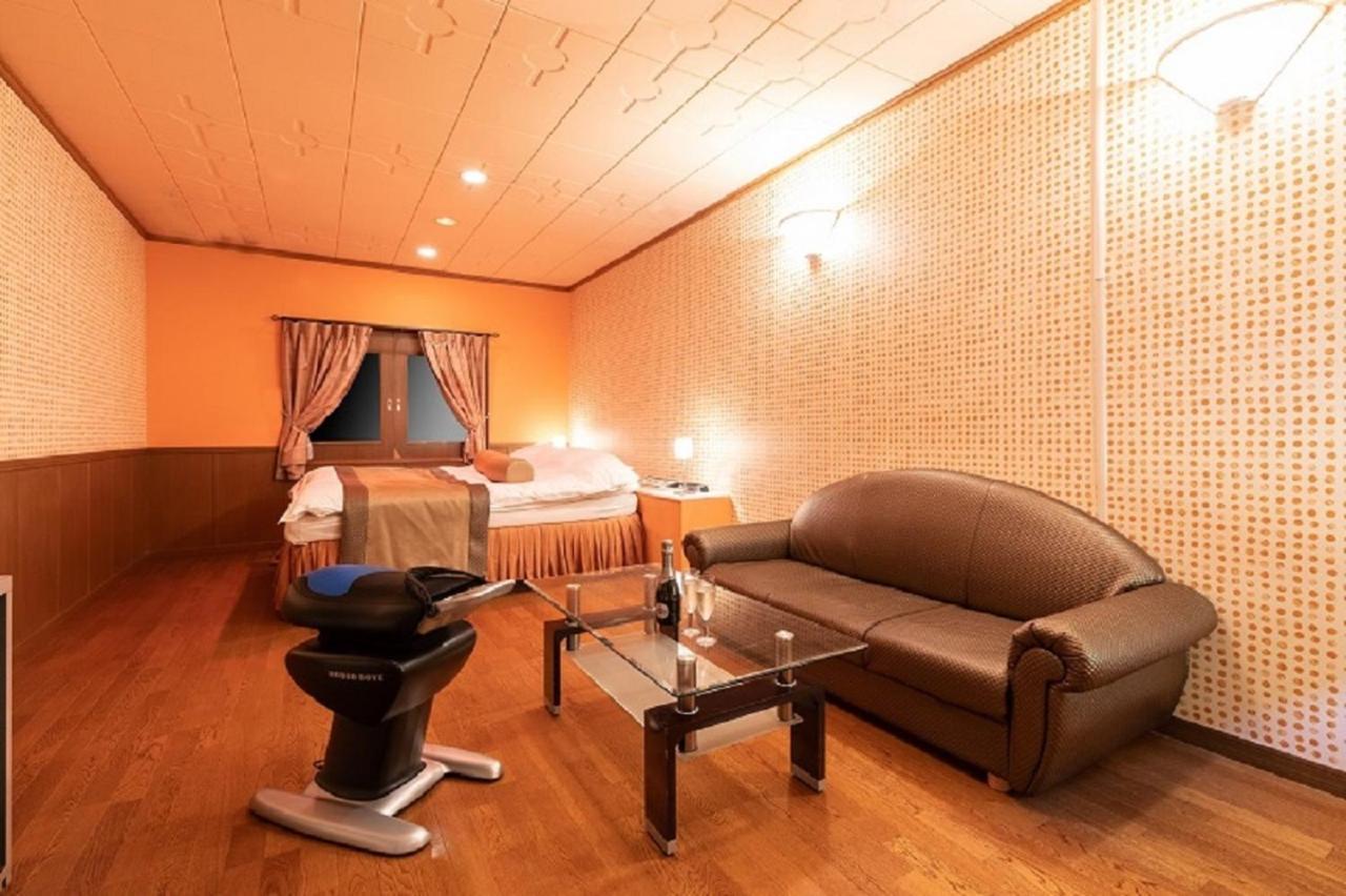 Chapel Garden (adults Only) Love hotel 2*