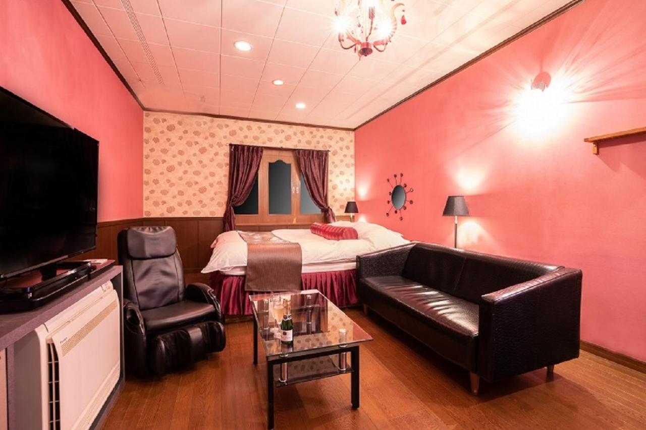 Love hotel Chapel Garden (adults Only)